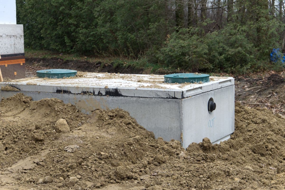 Comparison of aerobic and anaerobic septic system installations
